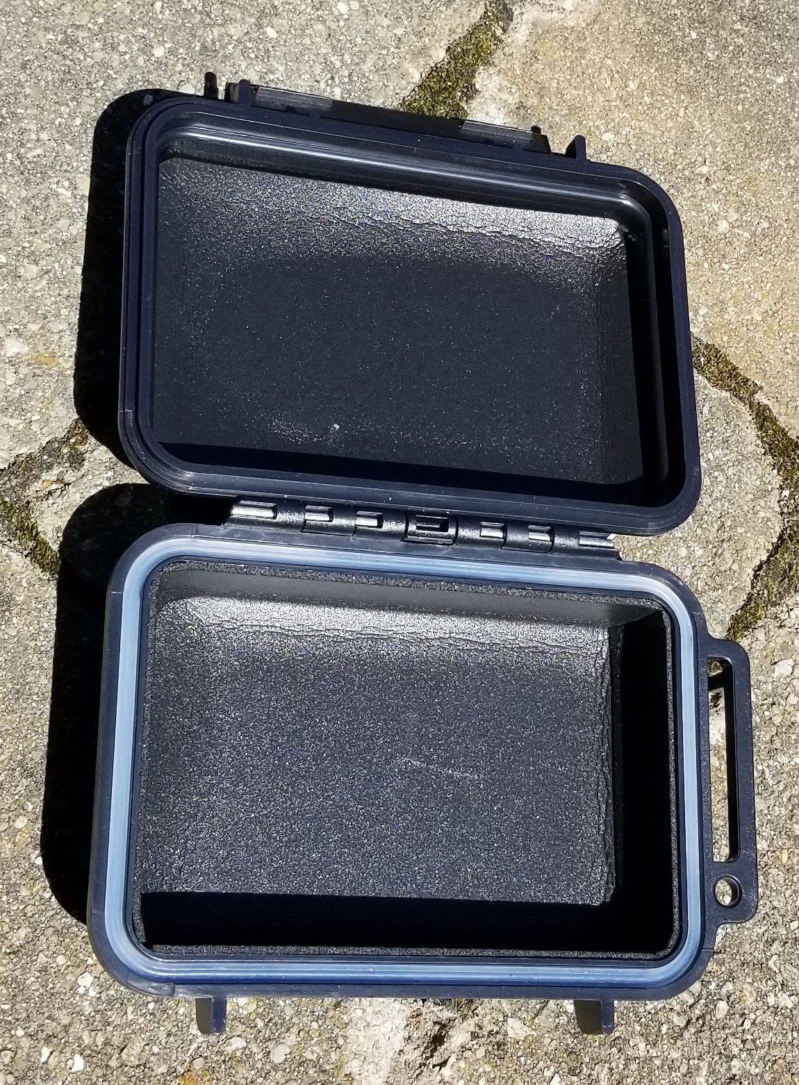 Waterproof Hard shell In Ear Monitor Case $23 Delivered Pelican 1010