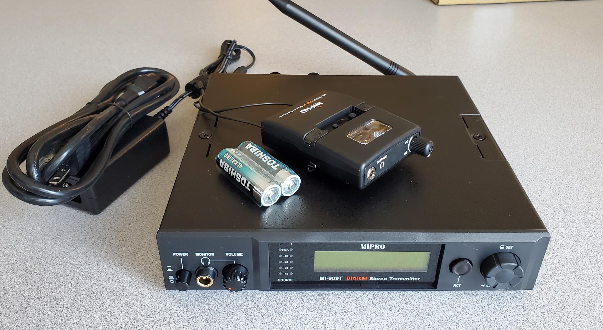 Mipro MI-909 System includes Transmitter, Belt Pack, & Power Supply Mipro MI909 System. Comes with Transmitter, Belt Pack, Antenna & Power Supply $749